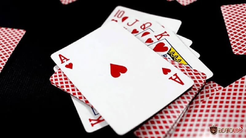luật chơi sâm lốc quy định về các đánh lá bài như thế nào?
