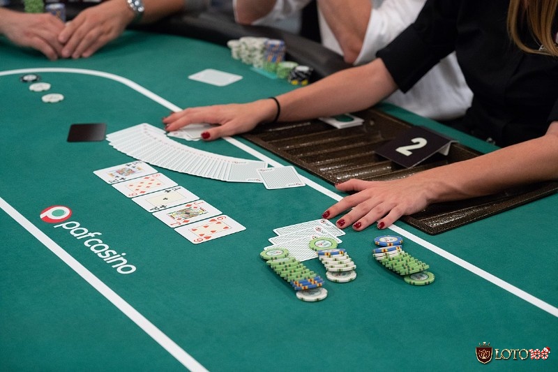 Tìm hiểu về khái niệm trước khi phân tích các thể loại poker 