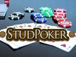 Stud Poker là gì? Cách phân biệt bài Poker và Stud Poker?