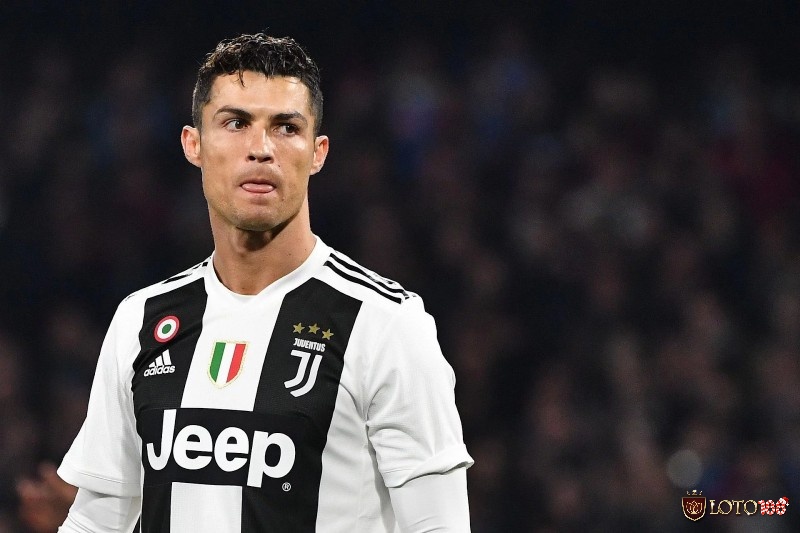 Cristiano Ronaldo ghi được 31 bàn thắng sau 33 trận đấu, góp phần giúp Juventus bảo vệ thành công ngôi vô địch