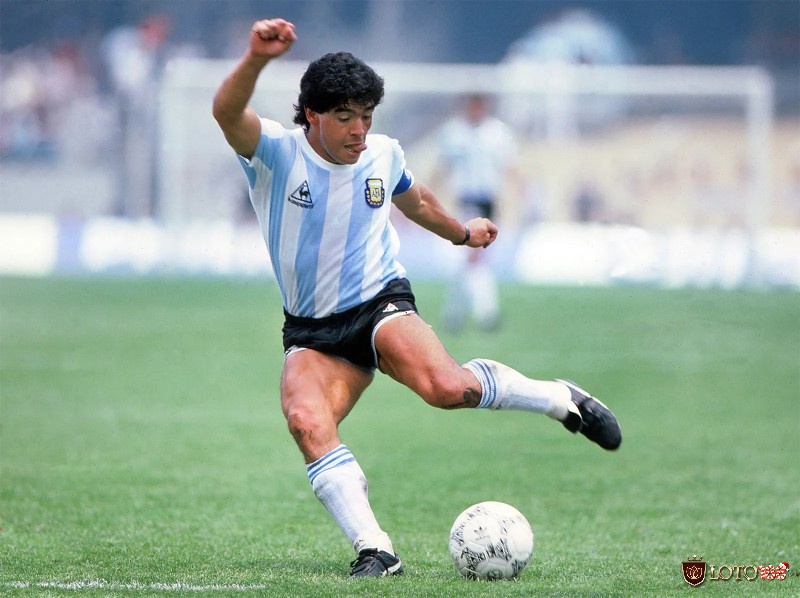 Diego Maradona - cầu thủ xuất sắc nhất của mọi thời đại
