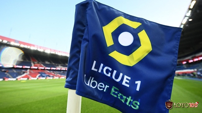 Một mùa giải Ligue bao gồm 38 trận đấu diễn ra từ tháng 8 đến tháng 5 năm sau